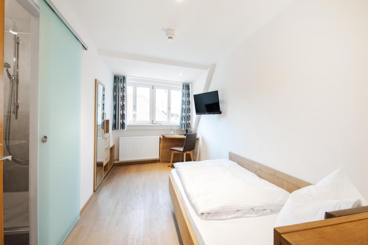 Hotelgasthof Bayerischer Hof Зулцбах-Розенберг Екстериор снимка